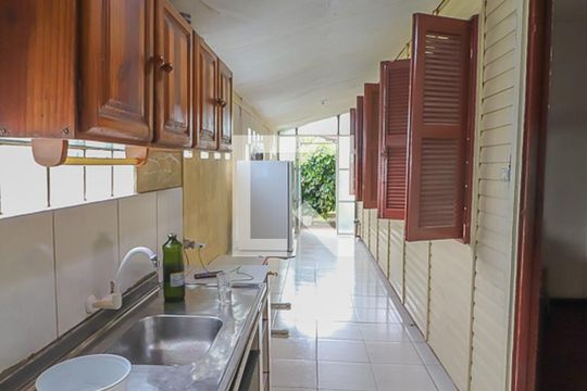 Cozinha de casa à venda com 4 quartos, 105m² em Campina, São Leopoldo