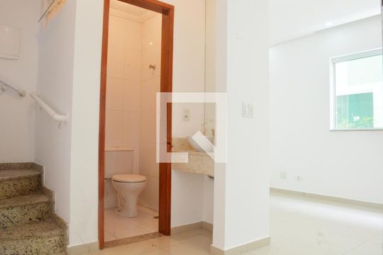 Detalhe Sala de casa de condomínio para alugar com 3 quartos, 114m² em Esplanada dos Barreiros, São Vicente