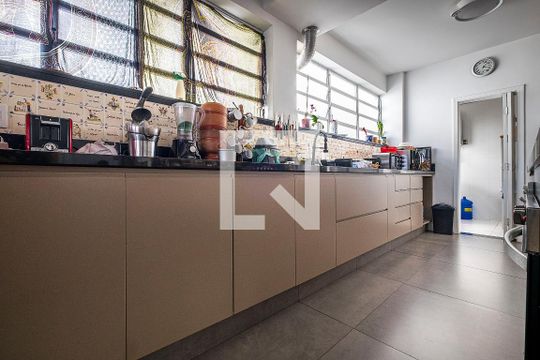 Cozinha de apartamento para alugar com 2 quartos, 170m² em Jardim Paulista, São Paulo