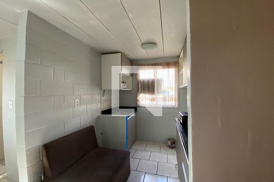 Cozinha de apartamento à venda com 2 quartos, 60m² em Campina, São Leopoldo