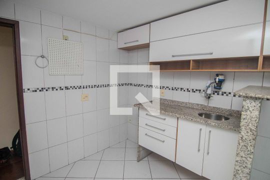 Cozinha de apartamento à venda com 2 quartos, 65m² em Fonseca, Niterói