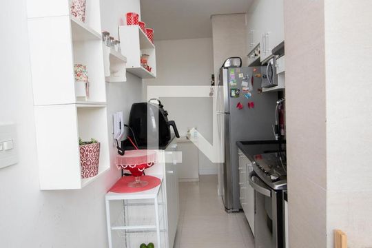 Cozinha - vista da lavanderia de apartamento à venda com 2 quartos, 97m² em Planalto, São Bernardo do Campo