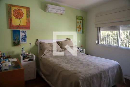Suíte 1 de casa à venda com 5 quartos, 218m² em Vila Mariana, São Paulo