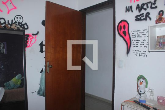 Quarto 3 de casa à venda com 6 quartos, 200m² em Jardim Nosso Lar, São Paulo