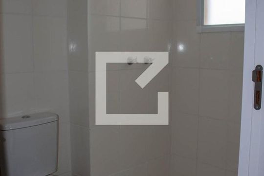 Banheiro de apartamento à venda com 2 quartos, 47m² em Ponte de São João, Jundiaí