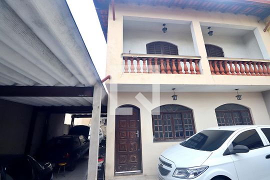 Garagem de casa à venda com 4 quartos, 150m² em Jardim Utinga, Santo André