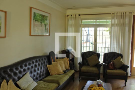 Sala de casa à venda com 3 quartos, 243m² em Jardim da Saúde, São Paulo