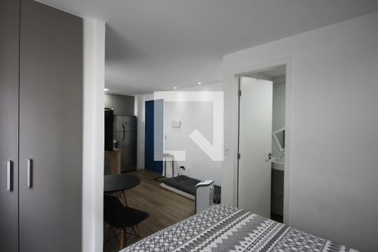 Quarto de kitnet/studio à venda com 1 quarto, 28m² em Sé, São Paulo