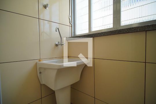 Área de Serviço de kitnet/studio para alugar com 1 quarto, 28m² em Protásio Alves, Porto Alegre
