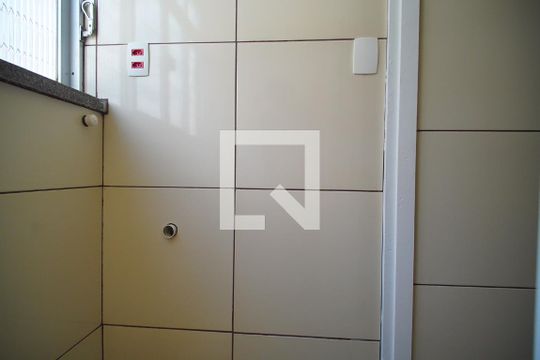 Área de Serviço de kitnet/studio para alugar com 1 quarto, 28m² em Protásio Alves, Porto Alegre