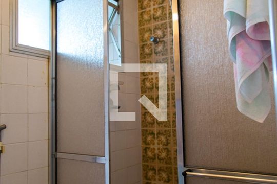Banheiro de apartamento à venda com 3 quartos, 90m² em Chácara Inglesa, São Paulo