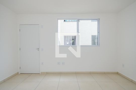 Sala de apartamento à venda com 2 quartos, 48m² em Madre Gertrudes, Belo Horizonte