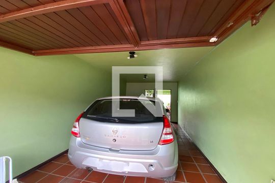 Garagem de casa à venda com 3 quartos, 157m² em Rio dos Sinos, São Leopoldo
