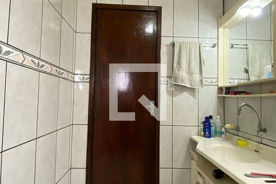 Banheiro Suíte  de casa à venda com 3 quartos, 157m² em Rio dos Sinos, São Leopoldo