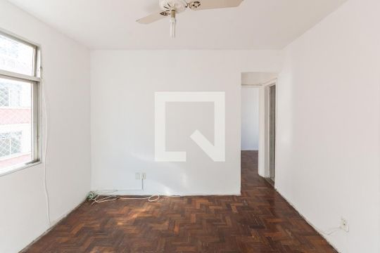 Sala de apartamento para alugar com 2 quartos, 60m² em Vila Isabel, Rio de Janeiro