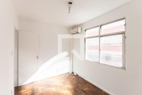 Quarto 1 de apartamento para alugar com 2 quartos, 60m² em Vila Isabel, Rio de Janeiro