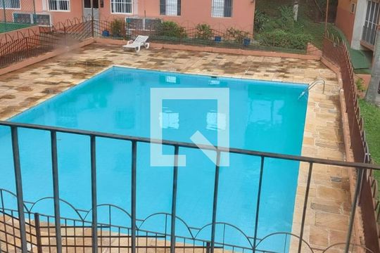 Apartamento para alugar com 2 quartos, 55m² em Vila Castelo, São Paulo