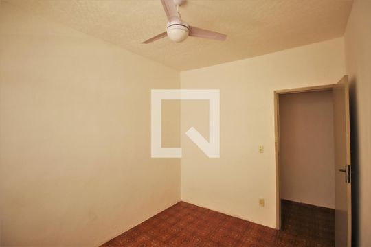 Quarto 1 de casa para alugar com 2 quartos, 94m² em São Miguel, São Gonçalo