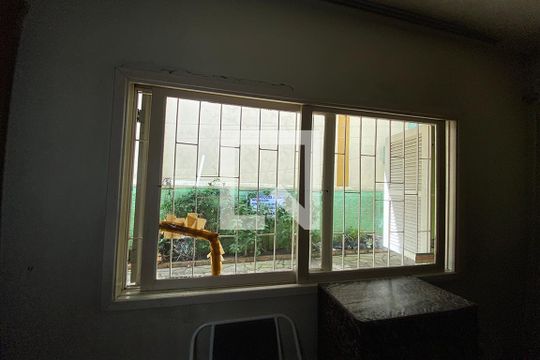 Janela do Quarto 1 de casa à venda com 4 quartos, 180m² em Centro, São Leopoldo