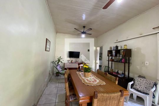 Cozinha de casa à venda com 4 quartos, 180m² em Centro, São Leopoldo