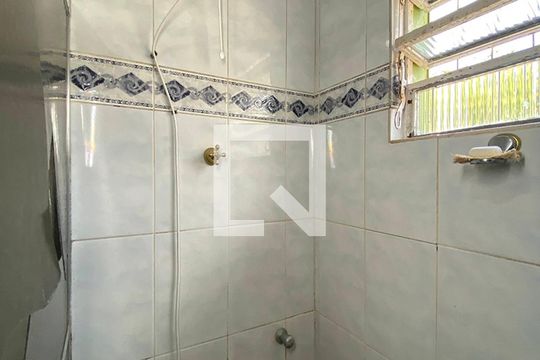 Box do Banheiro de casa à venda com 4 quartos, 180m² em Centro, São Leopoldo