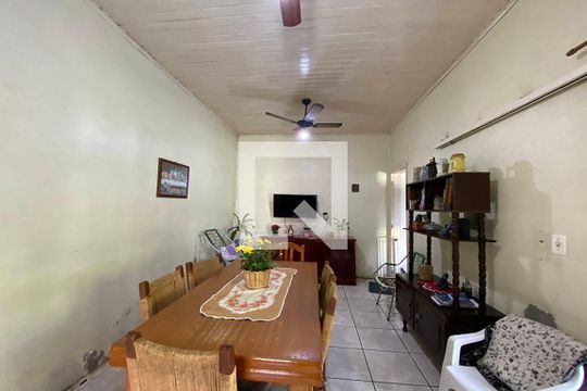 Cozinha de casa à venda com 4 quartos, 180m² em Centro, São Leopoldo