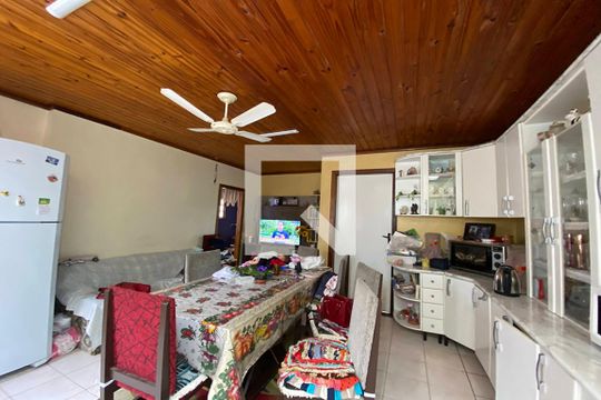 Cozinha de casa à venda com 1 quarto, 160m² em Duque de Caxias, São Leopoldo