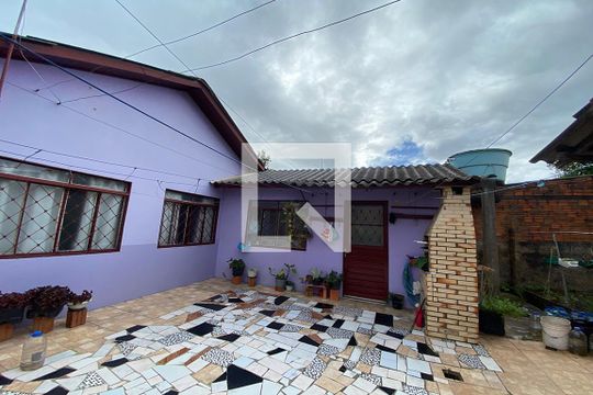 Área externa de casa à venda com 1 quarto, 160m² em Duque de Caxias, São Leopoldo