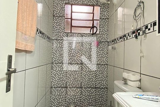 Banheiro de casa à venda com 1 quarto, 160m² em Duque de Caxias, São Leopoldo