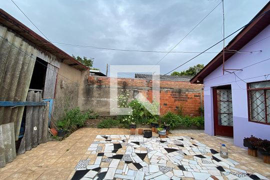 Área externa de casa à venda com 1 quarto, 160m² em Duque de Caxias, São Leopoldo