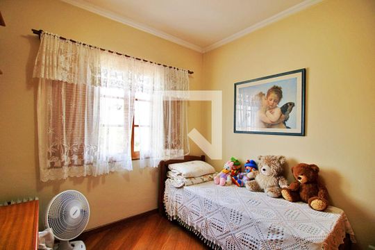 Quarto 3 de casa para alugar com 3 quartos, 143m² em Vila Morse, São Paulo