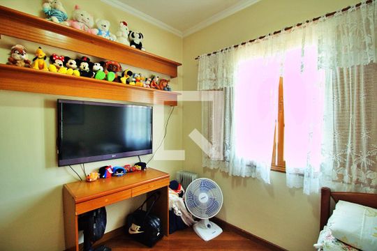 Quarto 3 de casa para alugar com 3 quartos, 143m² em Vila Morse, São Paulo