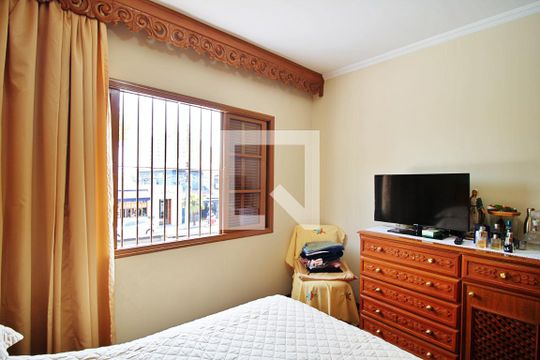 Suíte  de casa para alugar com 3 quartos, 143m² em Vila Morse, São Paulo