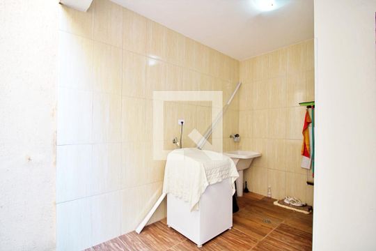 Área de Serviço de casa para alugar com 3 quartos, 143m² em Vila Morse, São Paulo