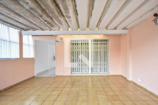 Garagem de casa para alugar com 3 quartos, 170m² em Vila Cordeiro, São Paulo
