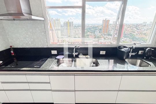 Cozinha de apartamento à venda com 5 quartos, 400m² em Jardim Sílvia, Santo André
