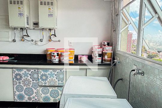 Área de Serviço de apartamento à venda com 5 quartos, 400m² em Jardim Sílvia, Santo André