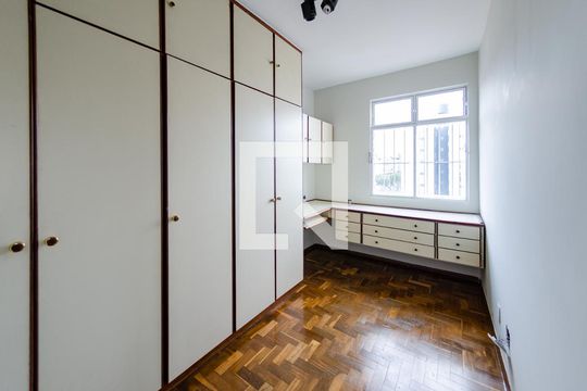Quarto 2 de apartamento à venda com 5 quartos, 170m² em Coração Eucarístico, Belo Horizonte