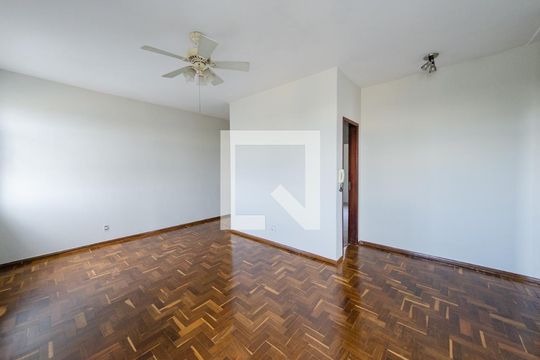 Sala de apartamento à venda com 5 quartos, 170m² em Coração Eucarístico, Belo Horizonte