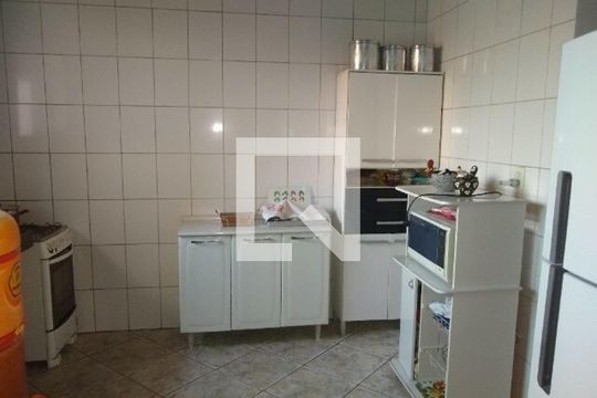Casa à venda com 3 quartos, 334m² em Padre Eustáquio, Belo Horizonte