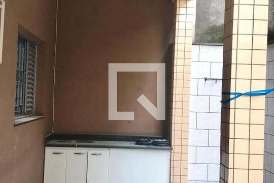 Casa à venda com 4 quartos, 280m² em Conjunto Califórnia, Belo Horizonte