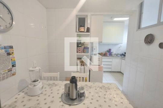 Apartamento à venda com 3 quartos, 78m² em Conjunto Califórnia, Belo Horizonte