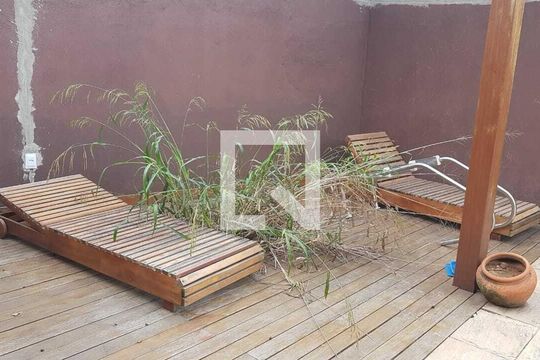 Casa à venda com 4 quartos, 281m² em Alto Caiçaras, Belo Horizonte