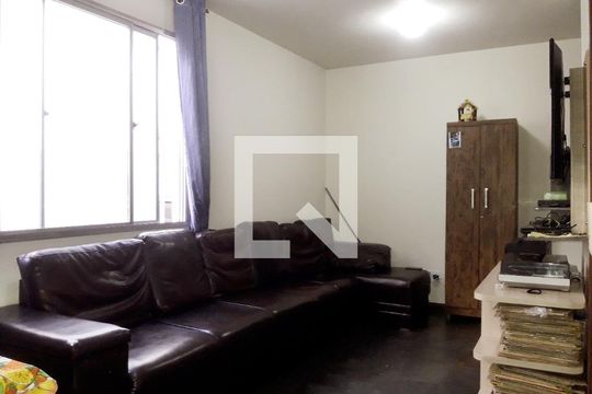 Apartamento à venda com 3 quartos, 55m² em Carlos Prates, Belo Horizonte