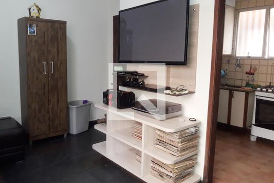Apartamento à venda com 3 quartos, 55m² em Carlos Prates, Belo Horizonte