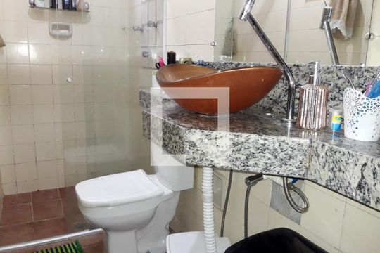 Apartamento à venda com 3 quartos, 55m² em Carlos Prates, Belo Horizonte