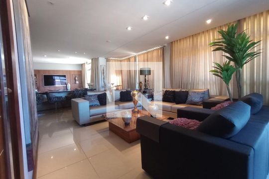 Apartamento à venda com 2 quartos, 165m² em Caiçaras, Belo Horizonte