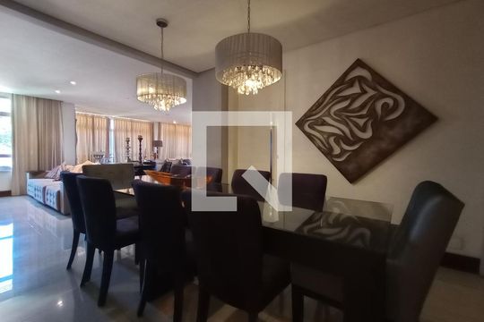 Apartamento à venda com 2 quartos, 165m² em Caiçaras, Belo Horizonte