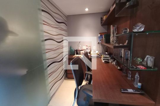 Apartamento à venda com 2 quartos, 165m² em Caiçaras, Belo Horizonte