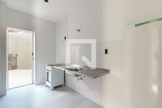 Casa à venda com 3 quartos, 313m² em Carlos Prates, Belo Horizonte